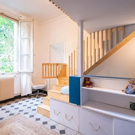 Le Petit Marin, Clim/wifi/quartier Gare-arenes. Appartement *